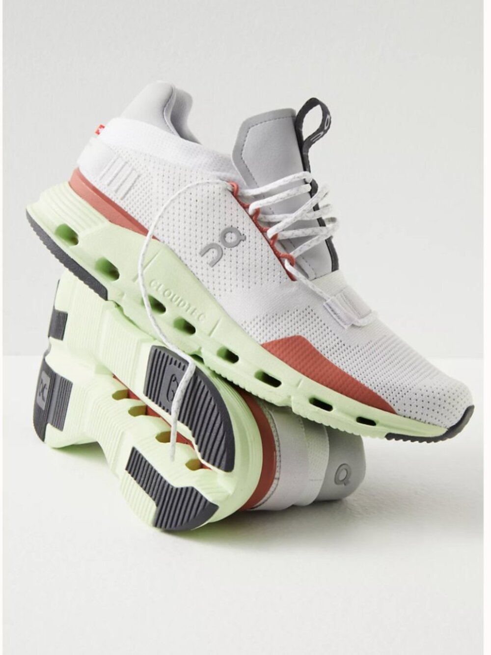 On Cloudnova Sneakers